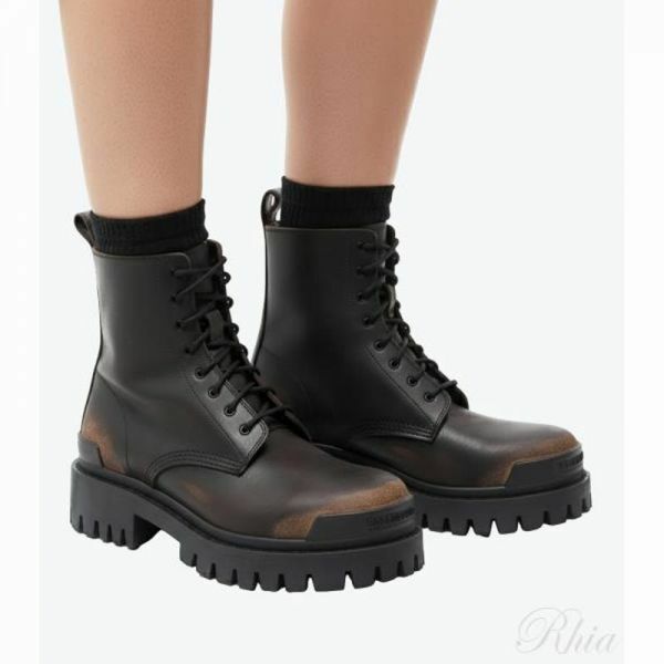 발렌시아가 스트라이크 빈티지 레더 레이스업 부츠 670633 WBD11 1020 - Balenciaga