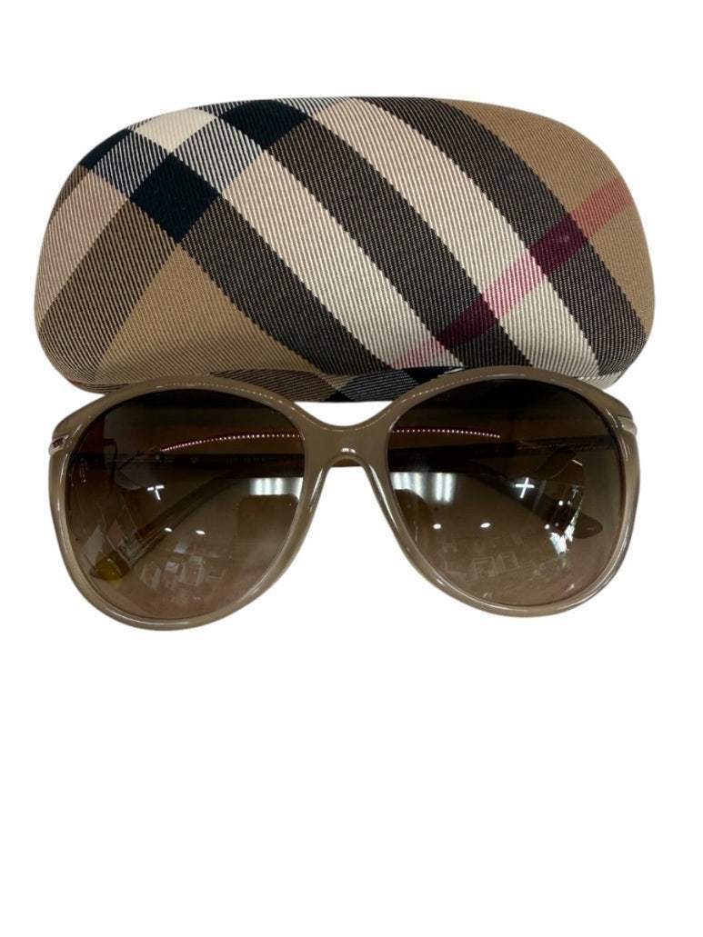 버버리 SS 여성 선글라스 버버리 B4125A 선글라스 - Burberry