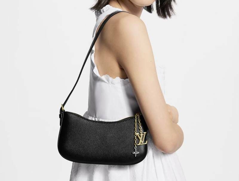 [백화점풀셋] 루이비통 여성 블랙 가죽 숄더백 포쉐트 LV 블룸 미니백 가방 LM29456 - Louis Vuitton