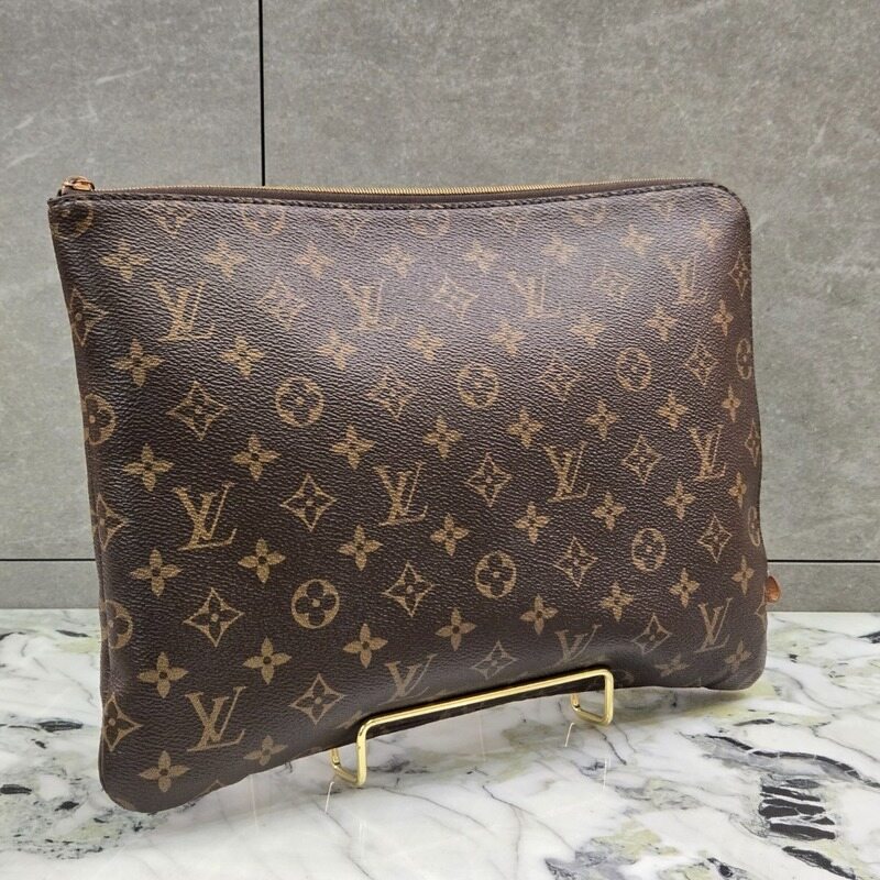  루이비통 에튀 보야주 MM 클러치 브라운 - Louis Vuitton
