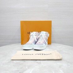 [럭스유] 6 / 루이비통 한정판 프리즘 모노그램 하이탑 스니커즈 썸네일 6