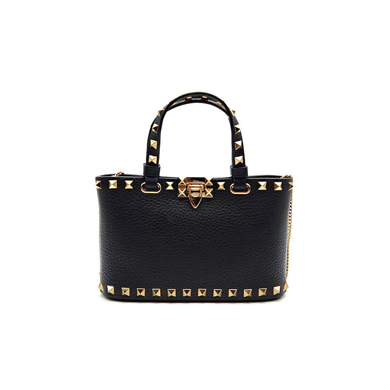 발렌티노 락스터드 미니 쇼핑백 L639948 - Valentino Garavani