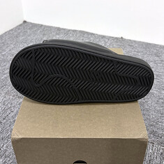 더팩토리 26SS Y-3 요지 야마모토 로고 슬라이드 / 블랙 (KI4033) 썸네일 4