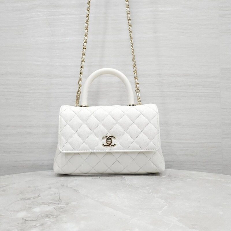 [럭스유] (새상품) 샤넬 코코핸들 스몰 캐비어 화이트 금장 샴페인골드 내장칩 A92990 - Chanel