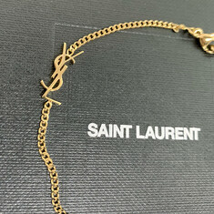 더팩토리 26SS 생로랑 YSL 모노그램 오피움 하트 참 브레이슬릿 팔찌 골드 (701950 Y1526 9137) 썸네일 4