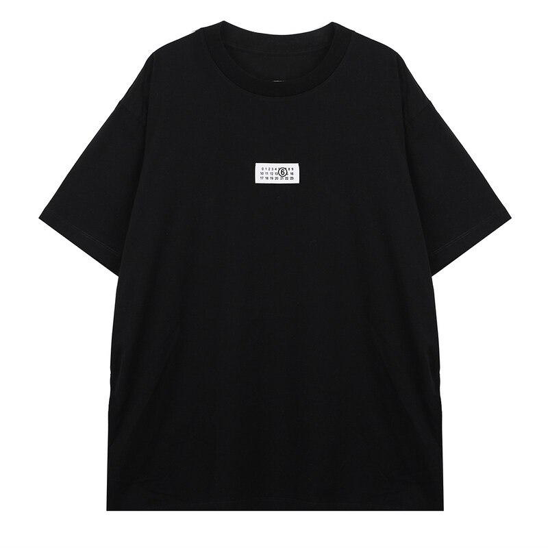 엠엠식스 메종마르지엘라 뉴머릭 반팔 티셔츠 SH0GC0033S24312-900 - Maison Margiela