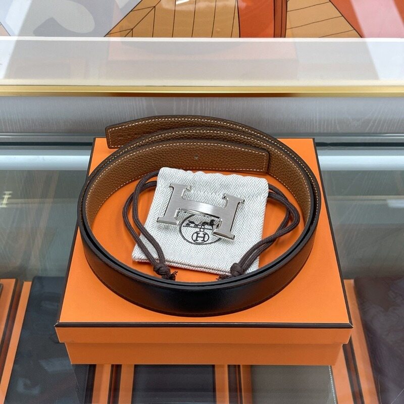 [더럭스] 에르메스 리버서블 벨트 100 블랙/골드 은장 무광 32mm H073967 - Hermes