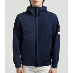 STONE ISLAND Q0122 Soft Shell-R_E.Dye® Technology in Recycled Polyester Light Hooded Blouson 7915Q0122 V0020 소프트 쉘-R 이다이 이펙트 리사이클드 폴리에스터 경량 후드 블루종 썸네일 1