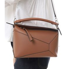 LOEWE 26SS Small Puzzle Edge Bag in Classic Calfskin A510P60XAC 2530 클래식 카프스킨 퍼즐 엣지 백 스몰 썸네일 1