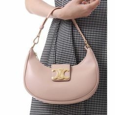 CELINE MEDIUM AVA TRIOMPHE BAG IN SMOOTH CALFSKIN 114493DGQ 03PH 아바 트리옹프 백 썸네일 1