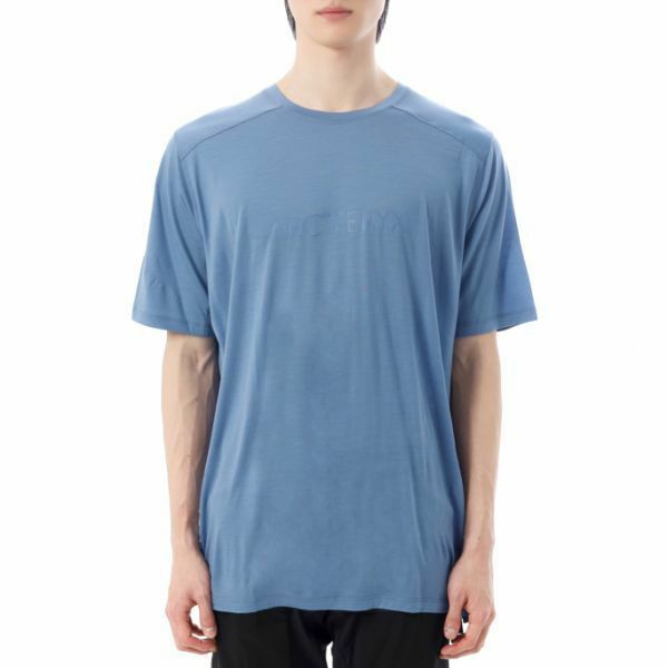 ARC`TERYX 이오니아 메리노 울 아크워드 로고 SS 맨 ATOSMX7733/STW IONIA MERINO WOOL ARC'WORD LOGO M - Arcteryx