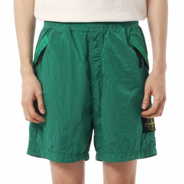 STONE ISLAND 26SS L100008 Nylon Metal In Econyl® Shorts L1S15 S0019 V005H 나일론 메탈 에코닐® 쇼츠 - Stone Island