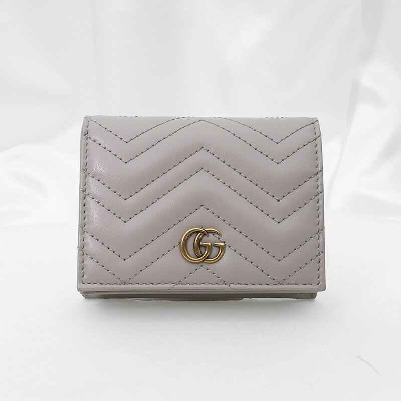 Gucci(구찌) 466492 그레이 마틀라세 쉐브론 레더 금장 GG 마몽 카드 케이스 반지갑 - Gucci