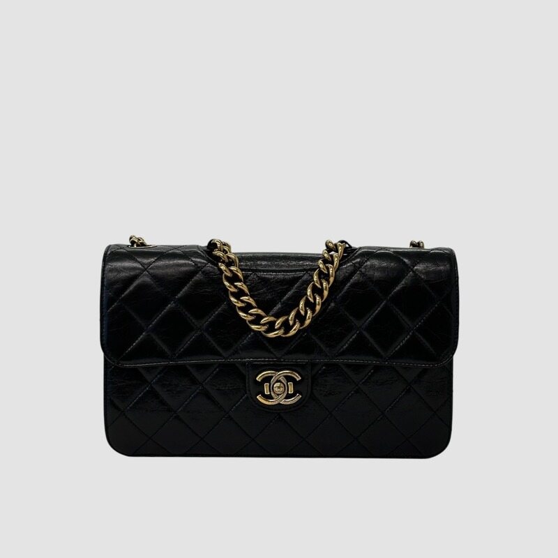 샤넬 퍼펙트엣지 플랩 체인 라지 블랙 숄더백 18번대  - Chanel