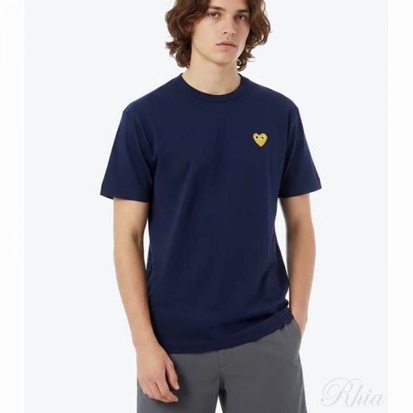 꼼데가르송 26SS 골드하트 와펜 반팔티 AX T216 051 2 P1T216 AZ - Comme des Garcons