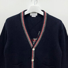 더팩토리 26FW 톰브라운 삼선 헥터 핸드 포켓 패치 가디건 / 네이비 (MKC647A Y1506 415) 썸네일 3