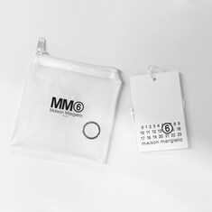 더팩토리 26FW MM6 메종 마르지엘라 인그레이빙 로고 반지 / 팔라듐 (SM6UQ0059 P6469 951) 썸네일 1