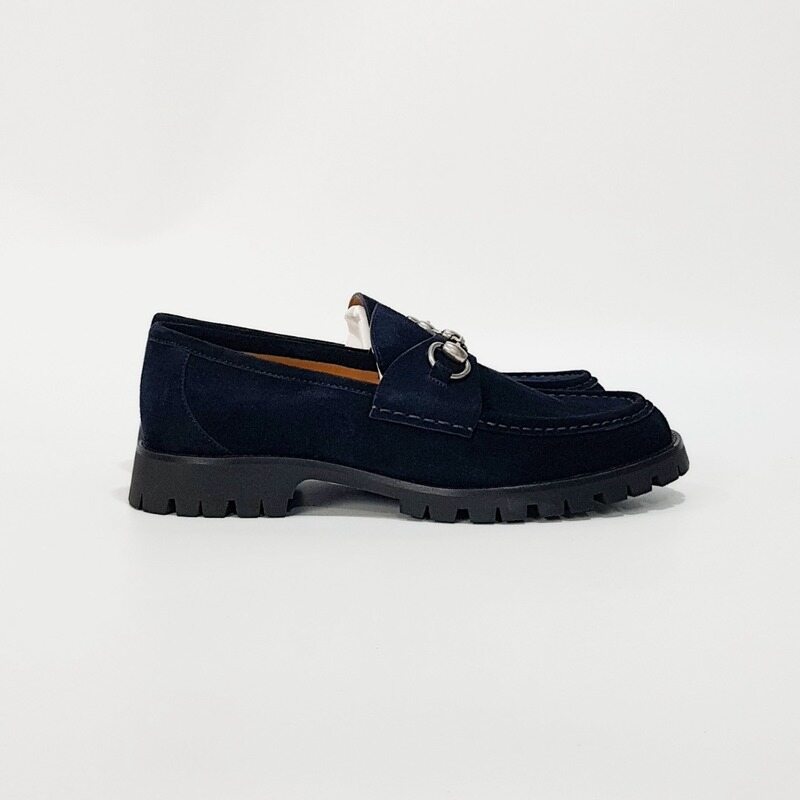 구찌 스웨이드 남성 로퍼 801058 - Gucci