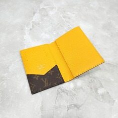 [럭스유] (새상품) 루이비통 모노그램 마카사르 패스포트 커버 여권지갑 M12827 썸네일 3