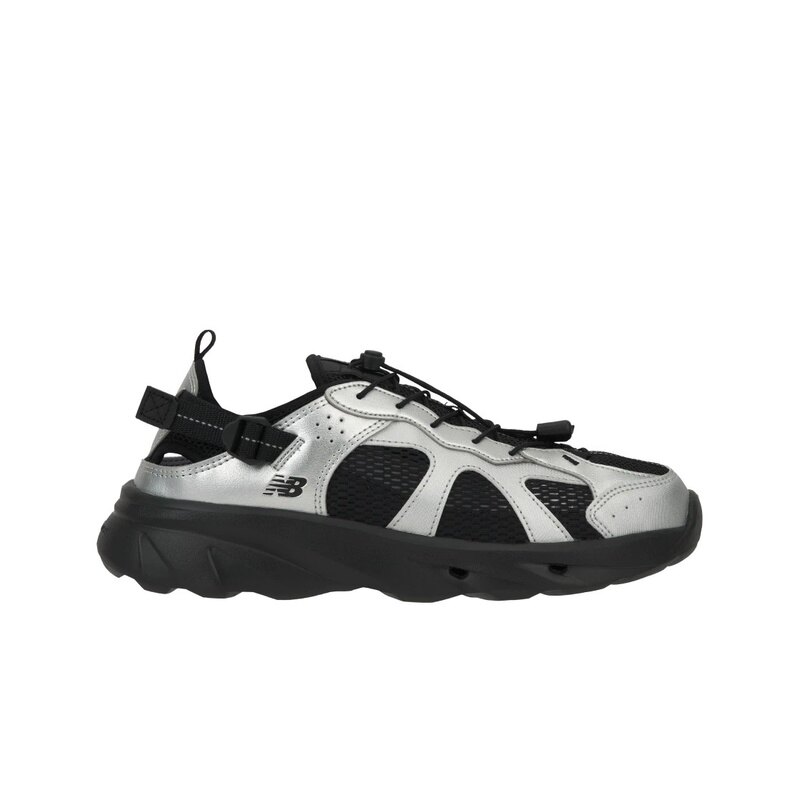 [국내배송] 뉴발란스 케이브 샌들 블랙 실버 여름신발 SD2401SI - New Balance
