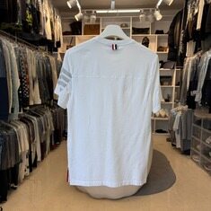 톰브라운 사선 완장 자수 반팔 썸네일 1