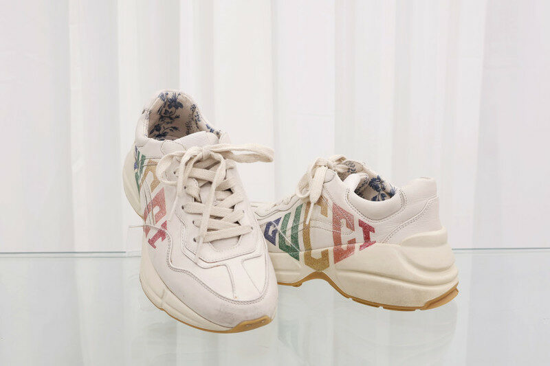 구찌 라이톤 글리터 레더 운동화 524990 여성 로우탑 스니커즈 - Gucci