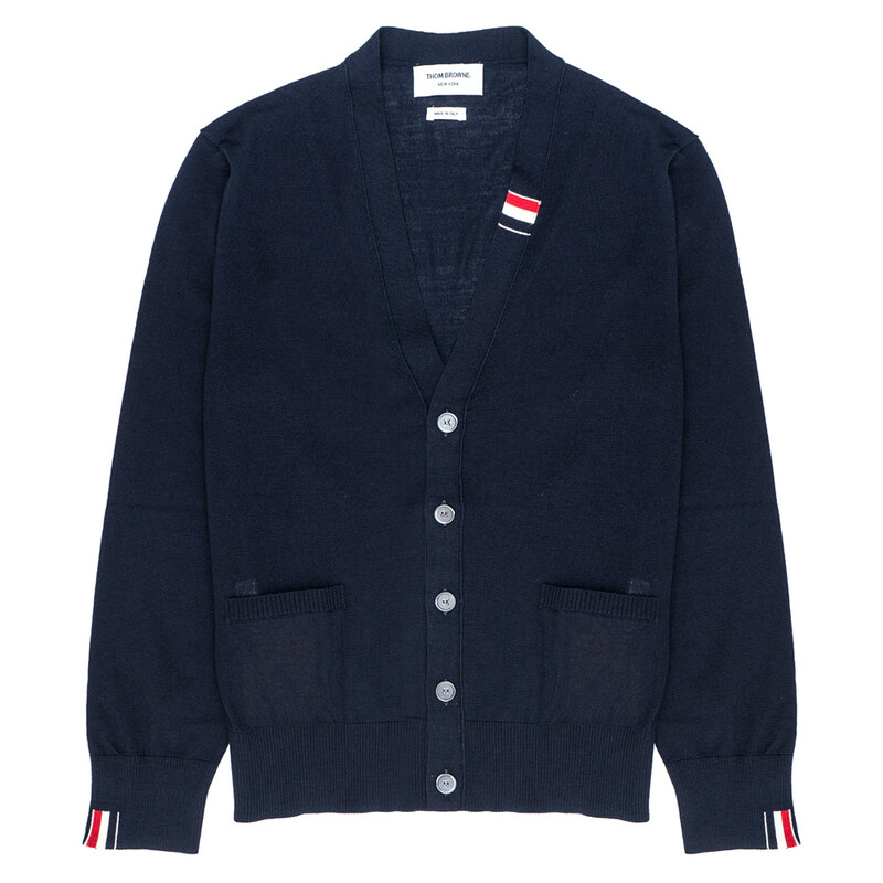 톰브라운 탭 디테일 브이넥 가디건 MKC489AY1014-415 - Thom Browne