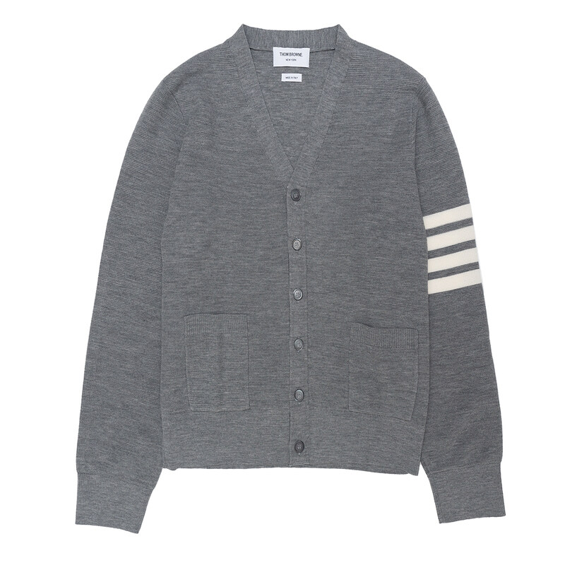 톰브라운 파인 메리노 와플 4-바 하이 V넥 카디건 MKC484AY1014-055 - Thom Browne