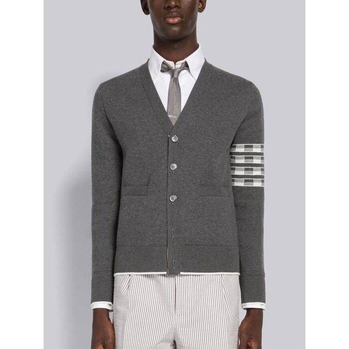 톰브라운 4바 스트라이프 헥터 쟈카드 가디건 MKC469A Y3006 035 - Thom Browne