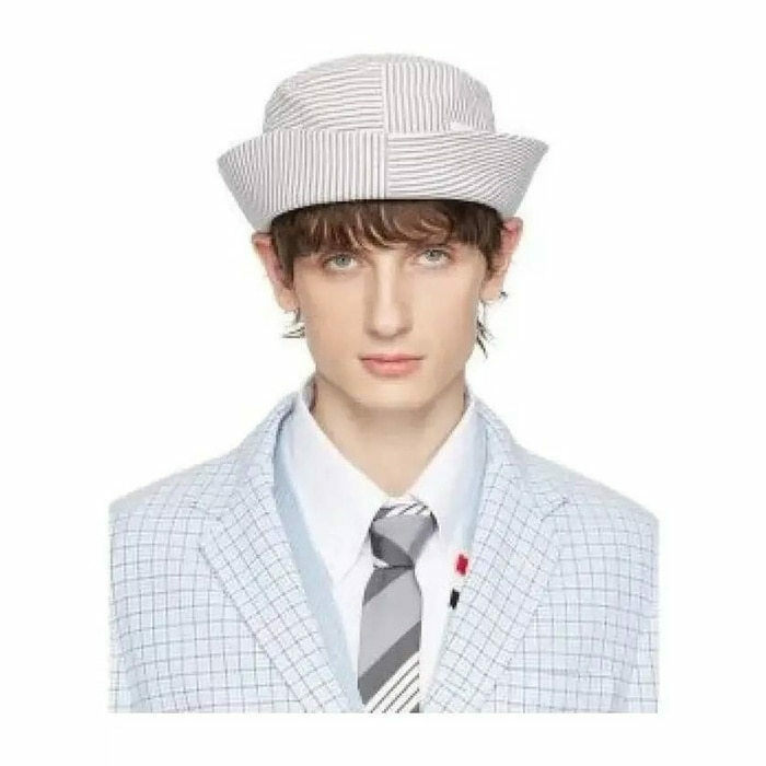 톰브라운 스트라이프 쿼터 콤보 버킷 햇 MHC337A 00572 035 - Thom Browne