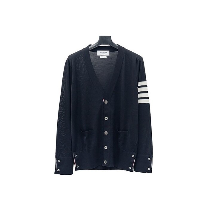 톰브라운 파인 메리노 울 4바 클래식 가디건 MKC002A Y1014 001 - Thom Browne