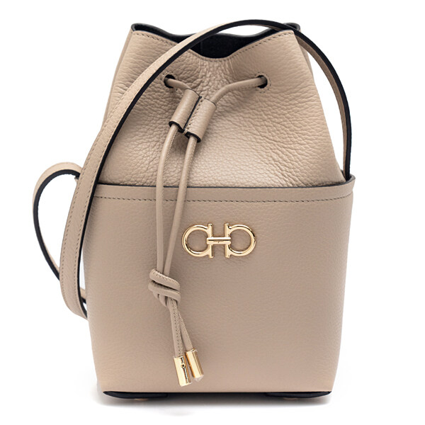 페라가모 간치니 버킷백 21-2970 DAINO 758899 - Salvatore Ferragamo
