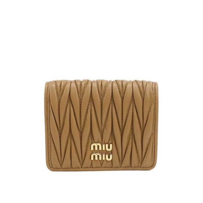 [국내배송] 미우미우 마테라쎄 나파 가죽 반지갑 5MV204 AFPP F098L - Miu Miu