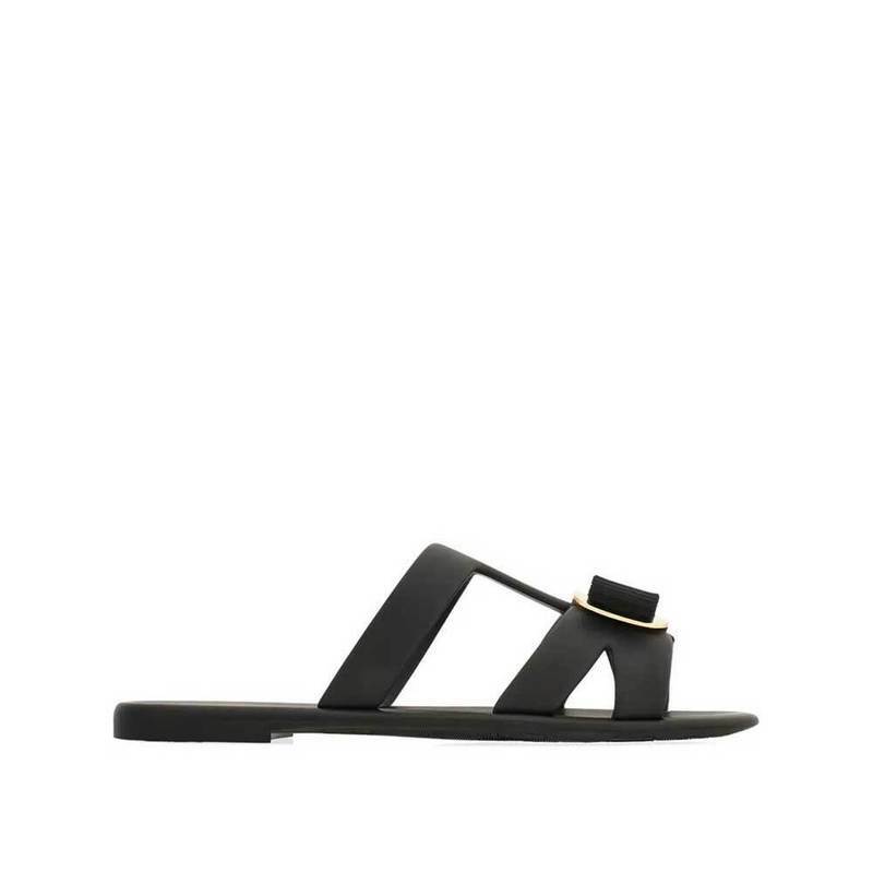 [국내배송] 페라가모 슬라이드 뉴 바라 플레이트 여성 01J325 779972 - Salvatore Ferragamo