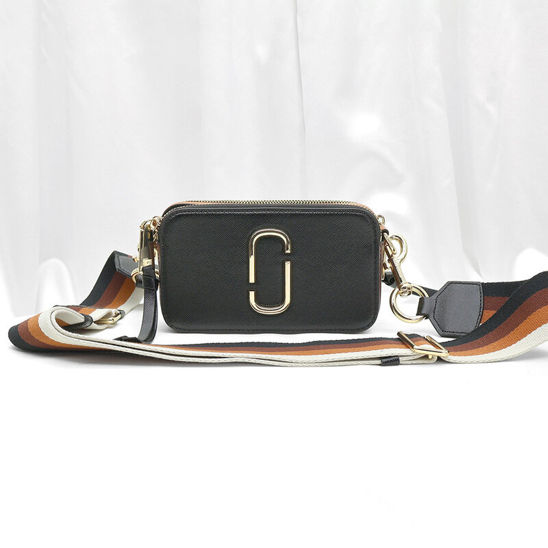 Marc Jacobs(마크제이콥스) M0012007 블랙 컬러 사피아노 스냅샷 카메라 크로스백 - Marcmarc Jacobs