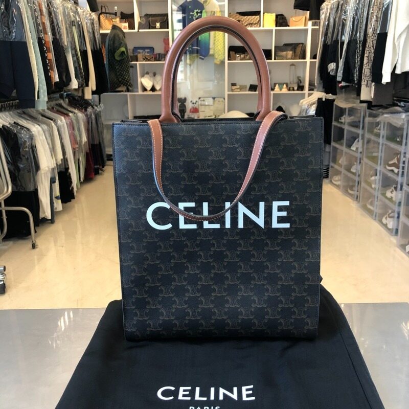  셀린느 트리옹프 카바스 토트백 스몰 - Celine