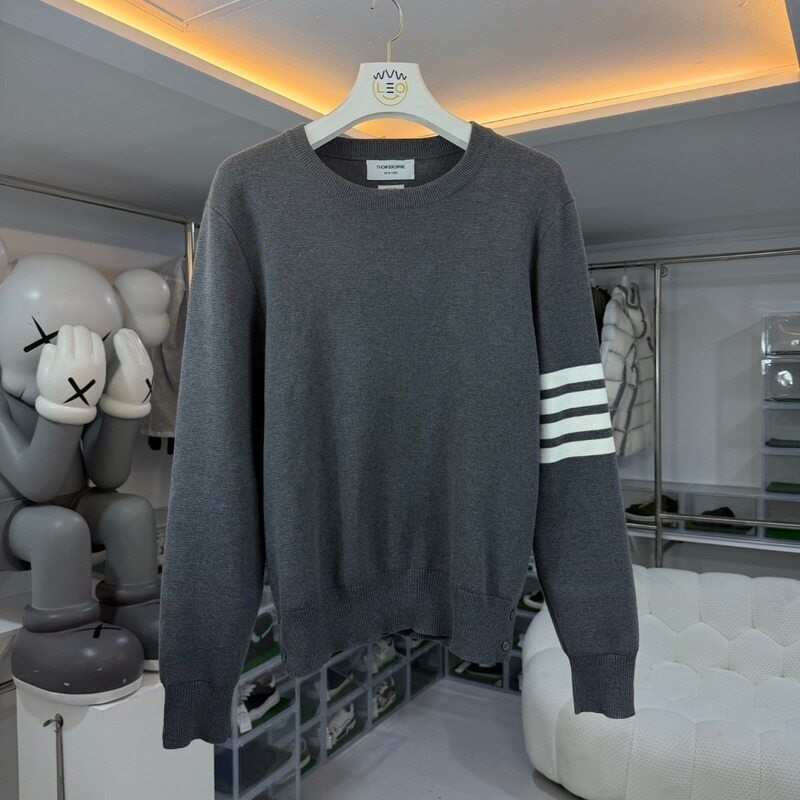 톰브라운 밀라노스티치 사선완장 니트 - Thom Browne