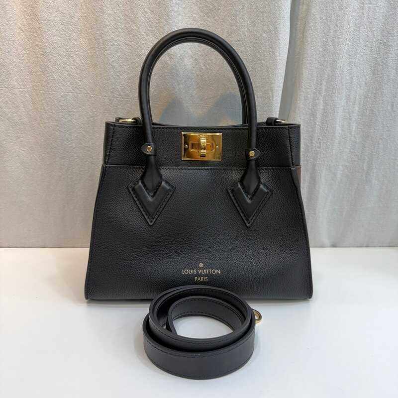 [신품수준]루이비통 온마이사이드PM 토트겸 숄더백 - Louis Vuitton