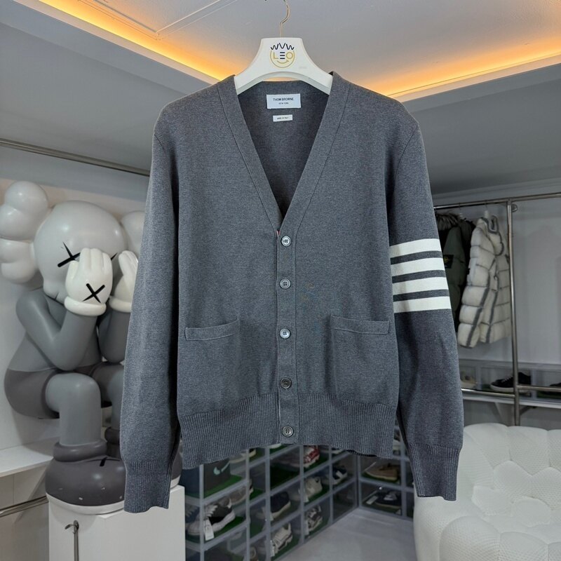 톰브라운 밀라노스티치 사선완장 가디건 - Thom Browne
