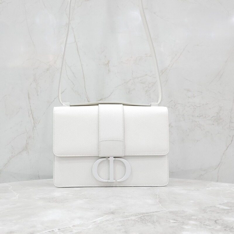 [럭스유] 디올 몽테인 30 숄더백 울트라매트 화이트 M9203IBFK - Christian Dior