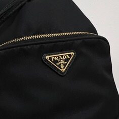  프라다 삼각로고 나일론 버킷백 블랙 (1BH038) 썸네일 7