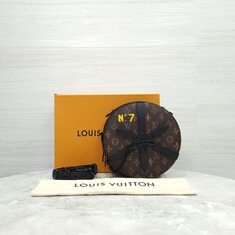 [럭스유] (새상품) 루이비통 한정판 NO7 모노그램 휠 박스 크로스백 썸네일 9