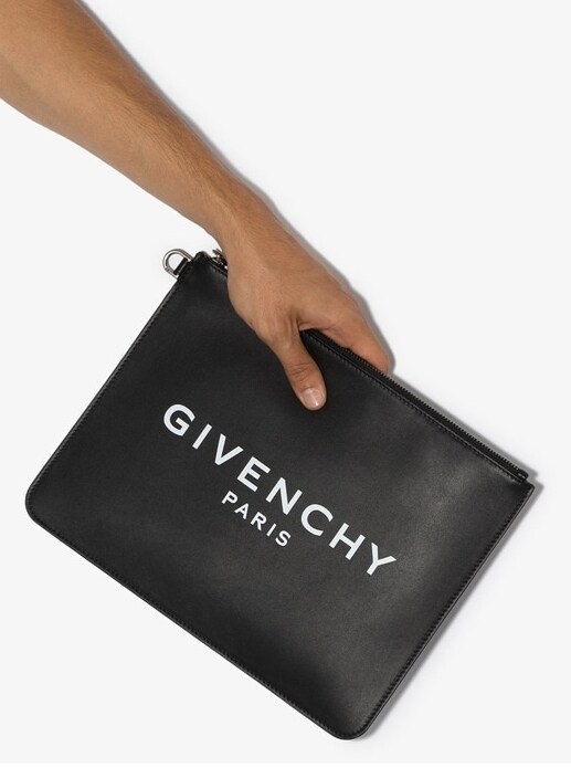 지방시 시그니처 로고 클러치 블랙 BK600JK0AC 001 - Givenchy