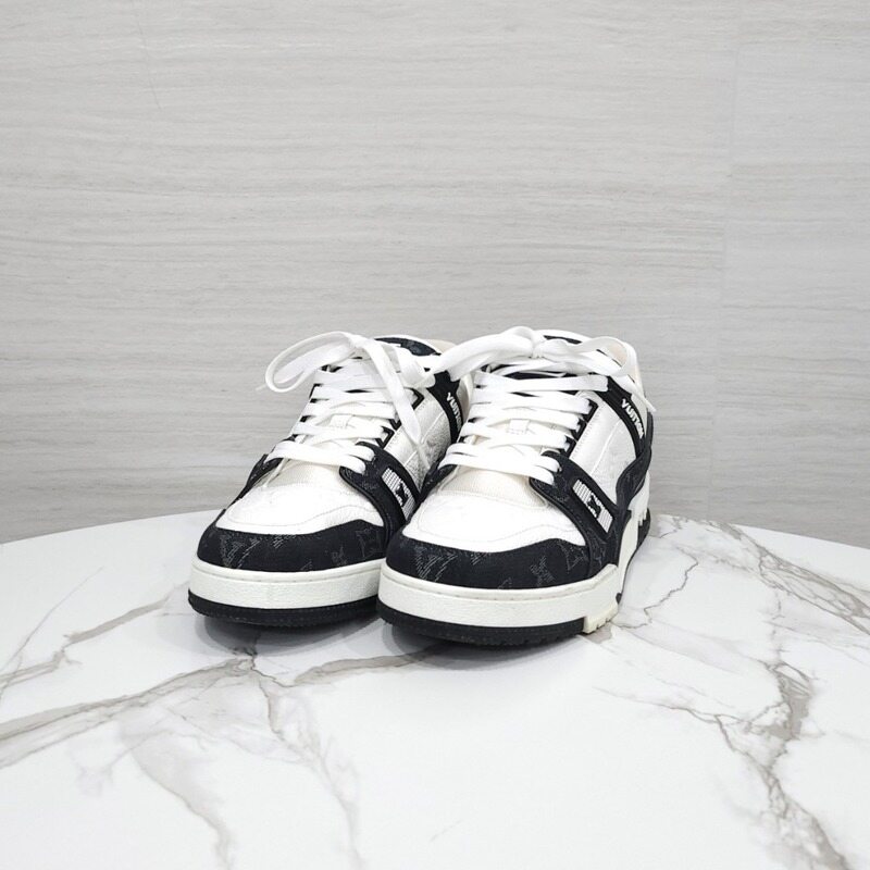 [럭스유] 7.5 / 루이비통 LV 범고래 모노그램 트레이너 스니커즈 1A9JGA - Louis Vuitton