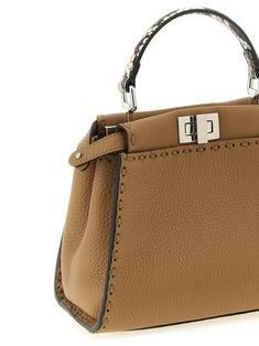26FW 펜디 미니 피카부 220 핸드 스티칭 탑스티치 헤이즐넛 셀러리아 백 8BN244 AYB3 F1X85 BEIGE DOM 썸네일 3