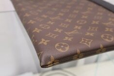 루이비통 디스커버리 포쉐트 GM M69411 남성 클러치 썸네일 4