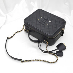 Chanel(샤넬) A93344 블랙 캐비어 금장 코스메틱 라지 탑핸들 베니티 케이스 2WAY(28번대) 썸네일 4