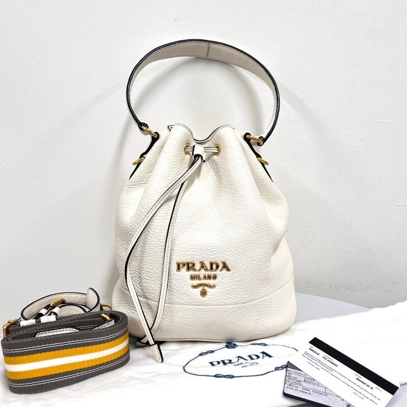 프라다 비텔로 다이노 버킷백 크로스백 화이트 (1BE018) - Prada