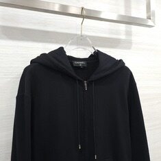 [럭스유] M / 샤넬 그래피티 CC로고 코튼 후드 집업 P63299 썸네일 3