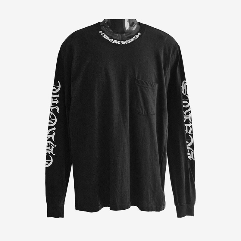 [어포드] 크롬하츠 넥 스크립트 로고 롱슬리브 L 블랙 PLRVFAPD - Chrome Hearts